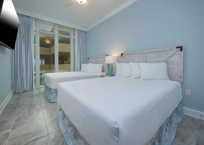 Phoenix Gulf Towers 505 Apartment *